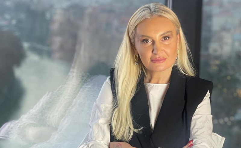 “სადამსჯელო ღონისძიება” – ნანუკა ჟორჟოლიანი, ტროტუარზე დგომის გამო დააკავეს